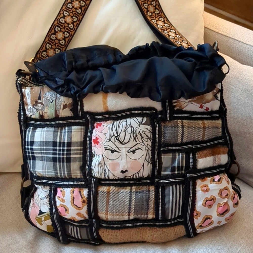 One of a kind shoulder bag